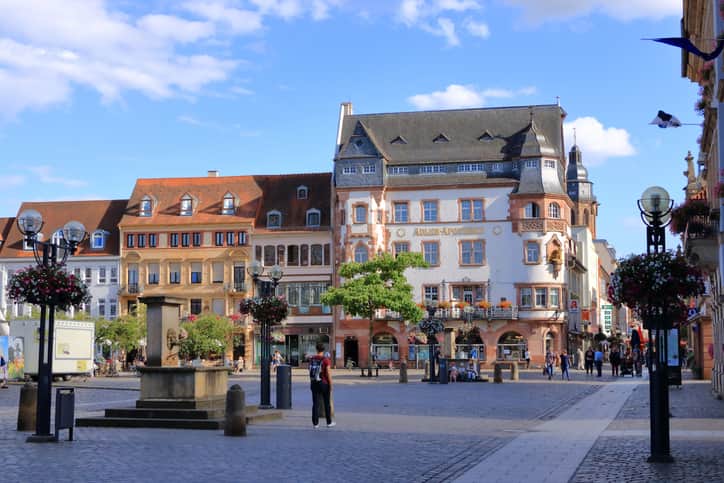Fachanwalt Erbrecht Landau Pfalz - Rechtsanwalt für Testament, Erbvertrag und Hofübergabe in der Südpfalz